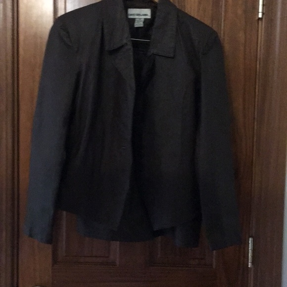 Blazer - Picture 1 of 5